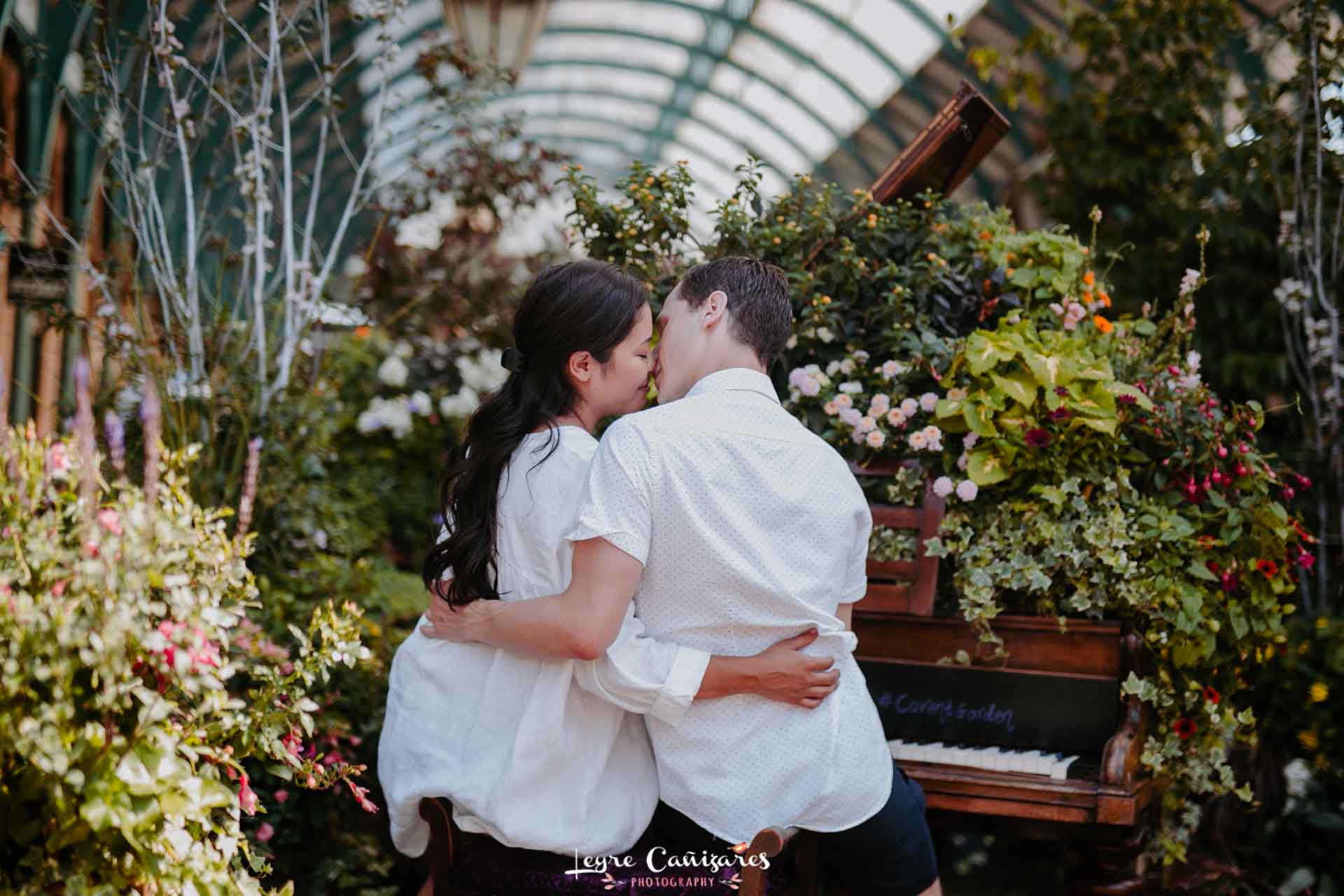 destionation wedding and elopement photographer based in NYC and Madrid