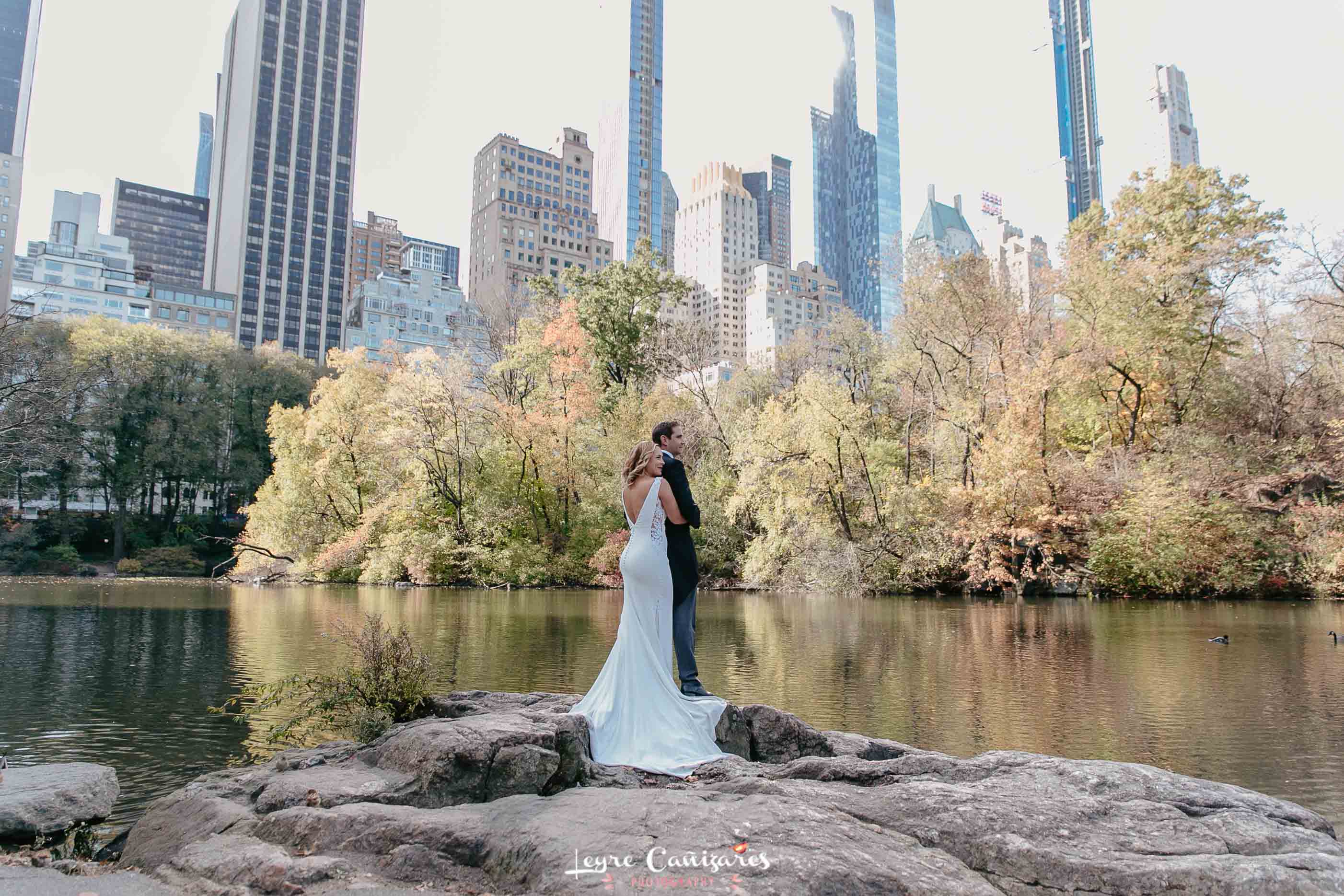 intimate elopement in central park, leyre cañizares as a photographer