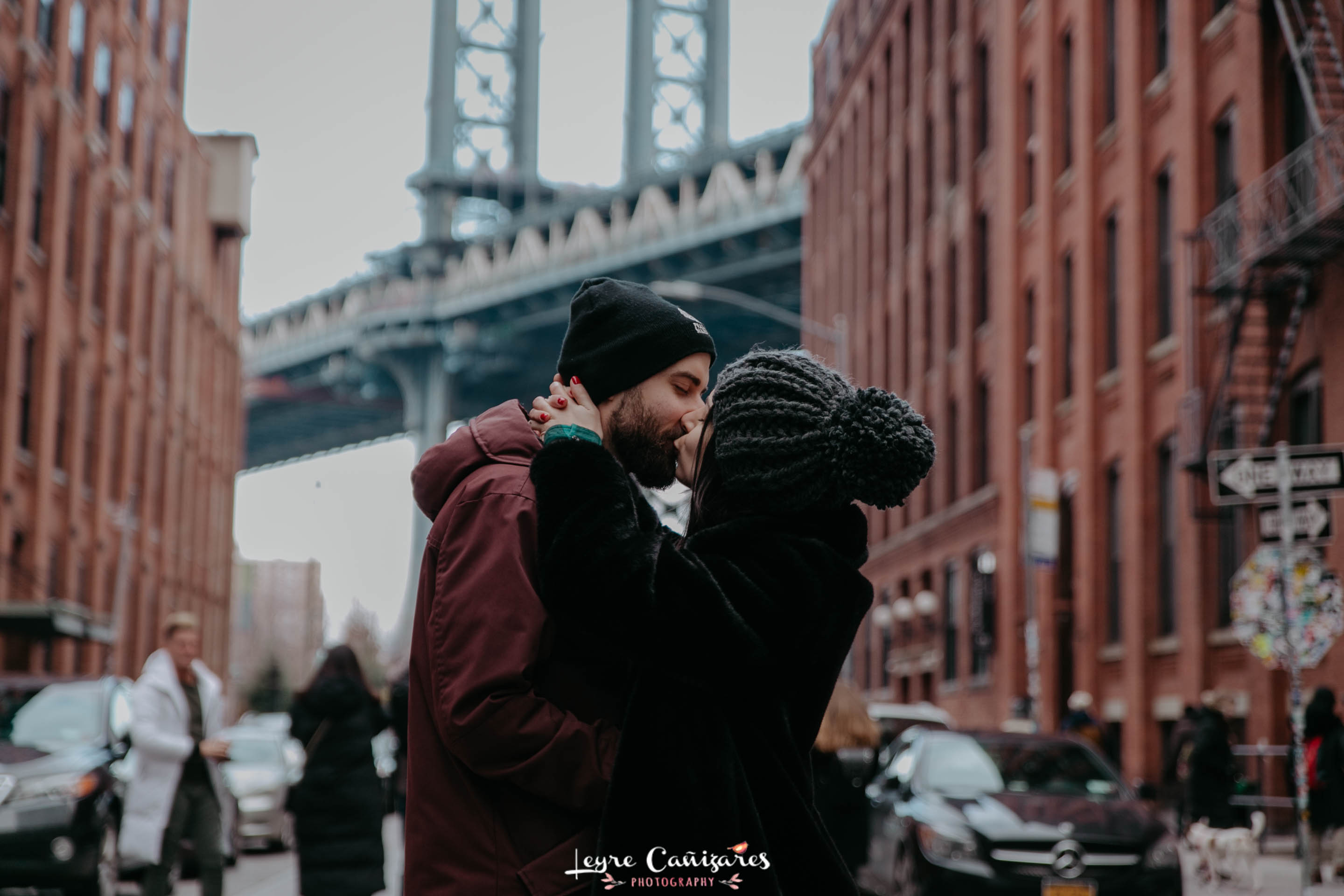 engagement shooting in dumbo park area, brooklyn, nyc