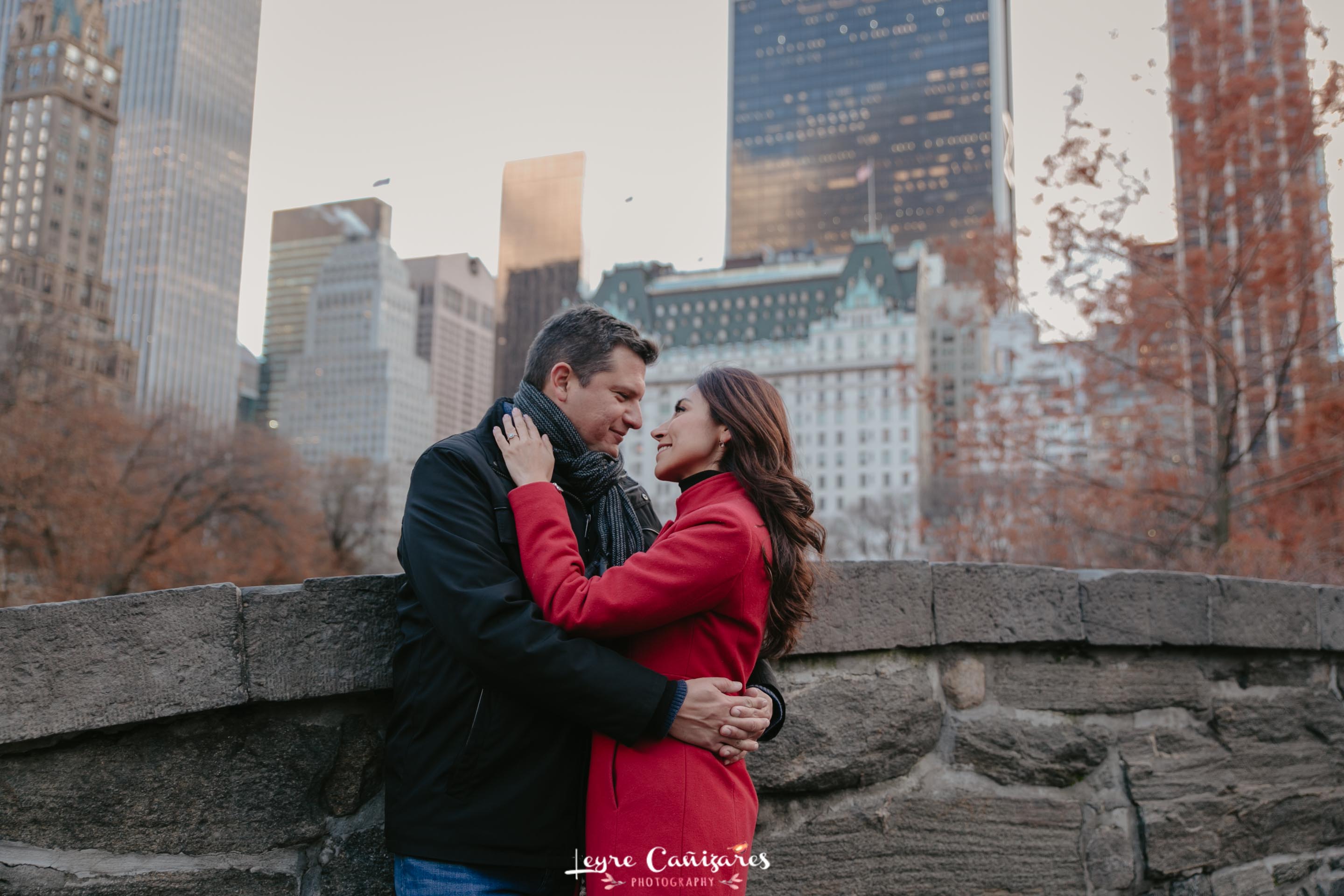 couple and engagement photographer in new york