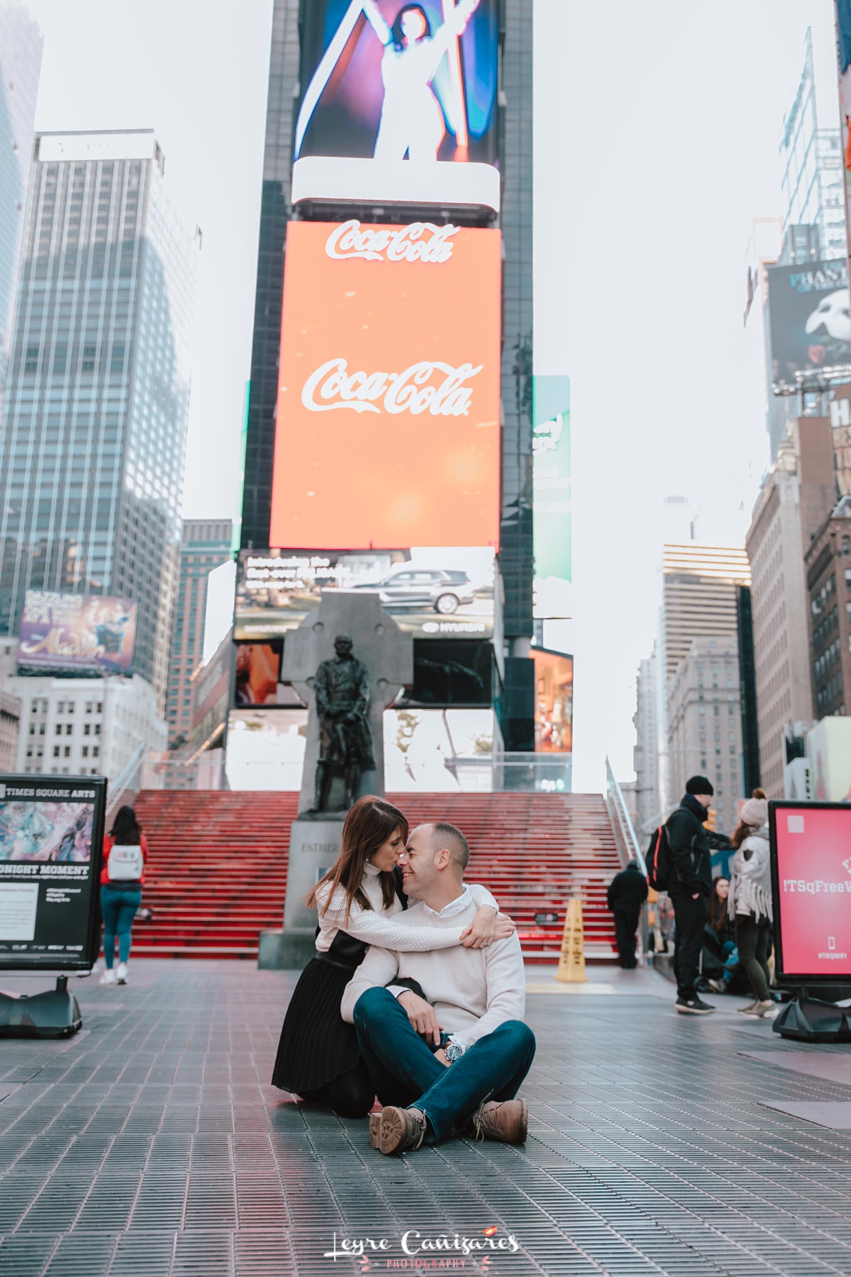 engagement photography in times sq