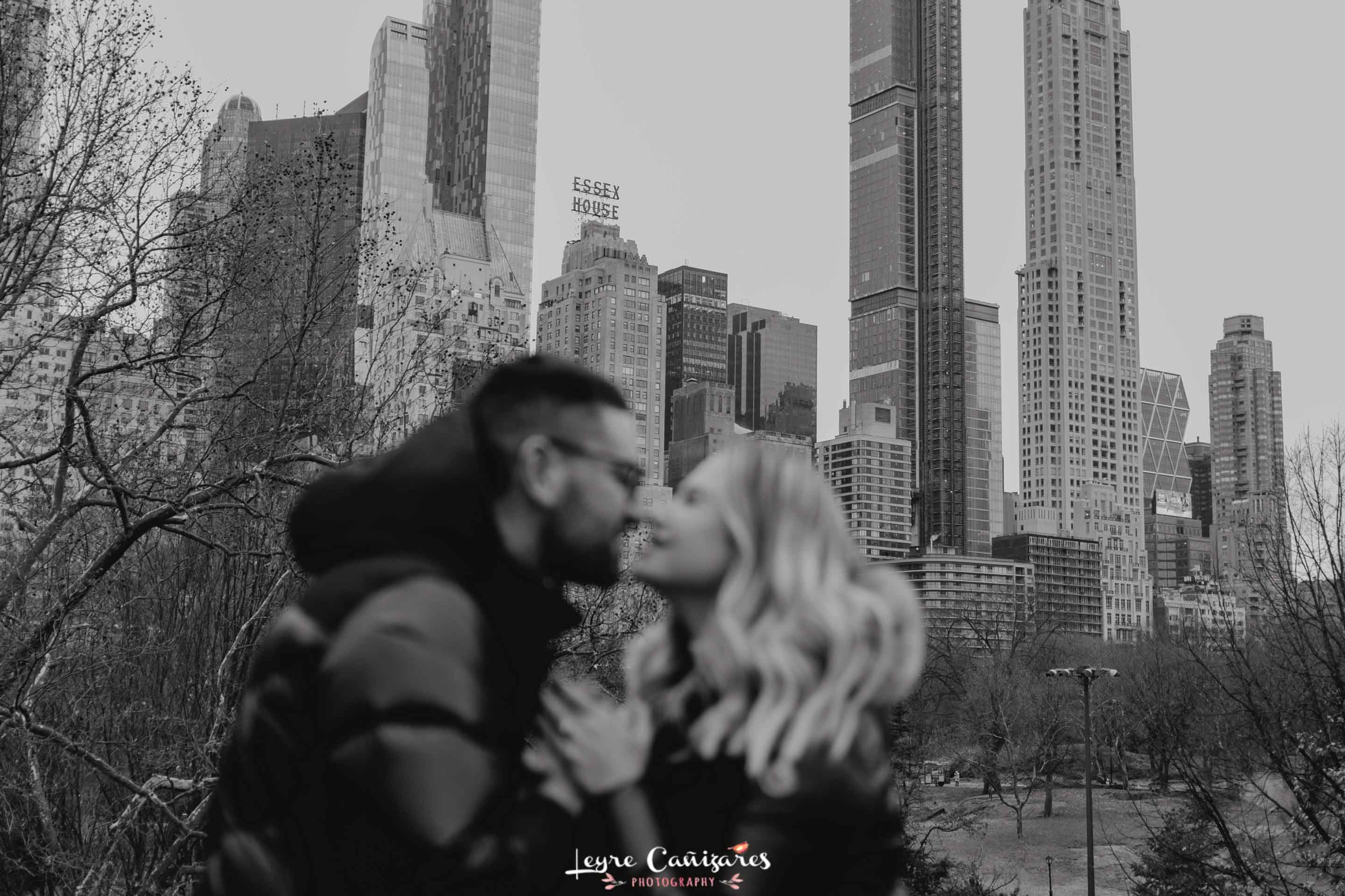 surprise proposal photography in central park, nyc