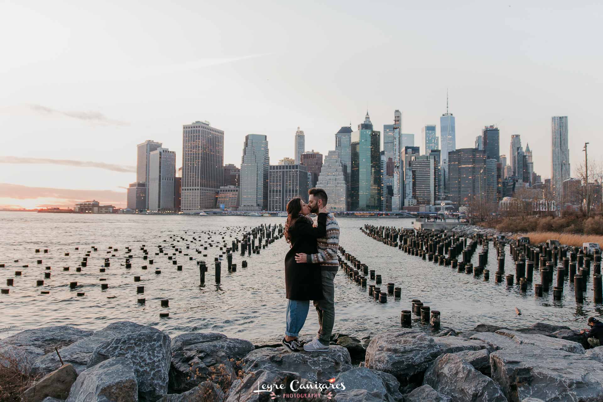 engagement photographer in new york city
