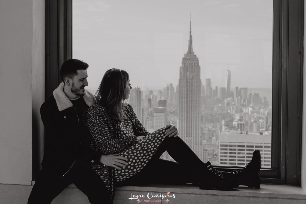 engagement photoshoot on the top of the rock, manhattan