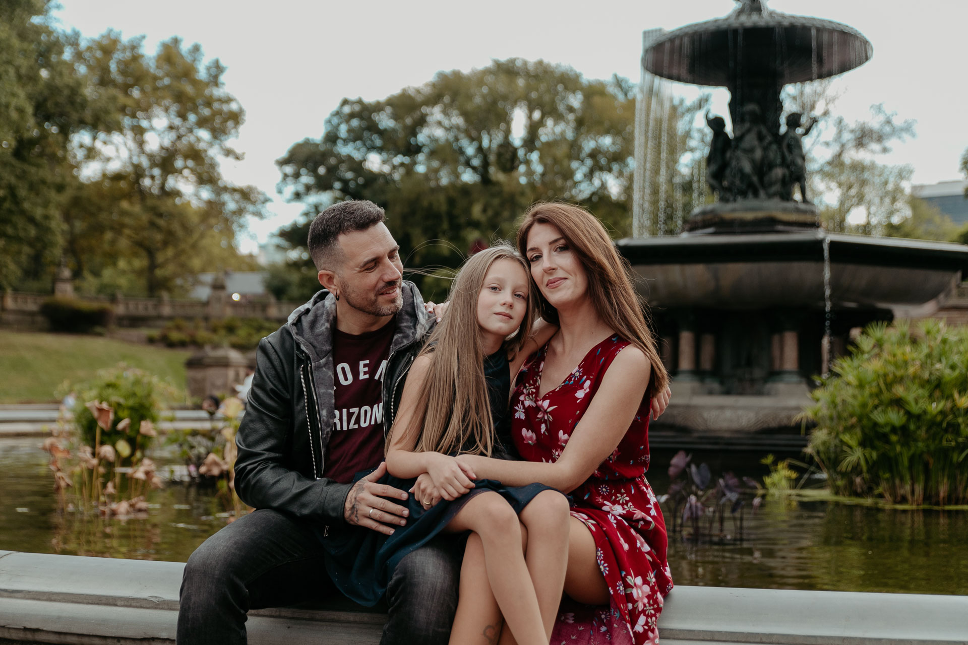 family photoshoot at Bethesda fountain in central park