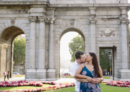 madrid couple and engagement photoshoot by leyre cañizares