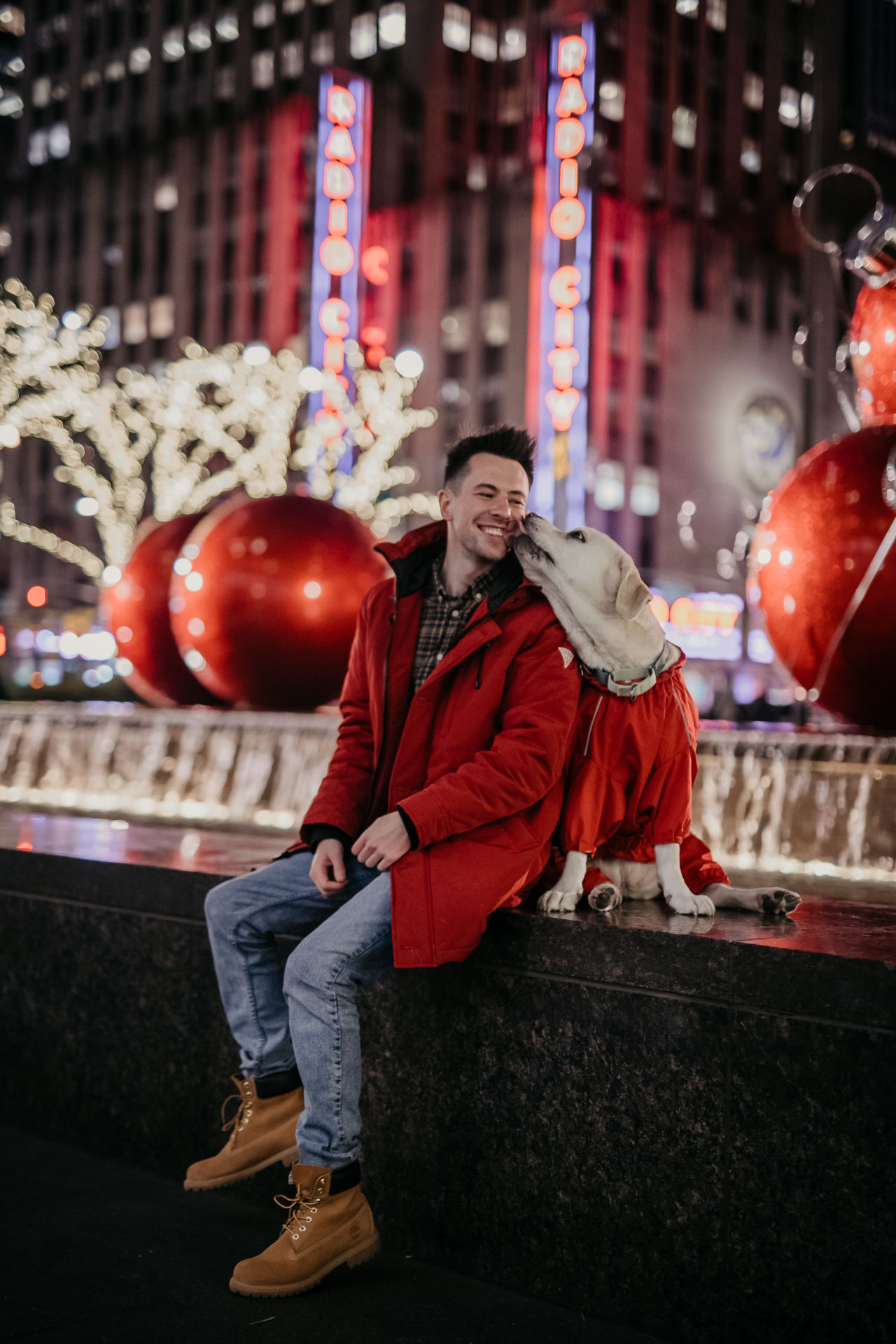 photoshoot with dog in radio city at Christmas, new york