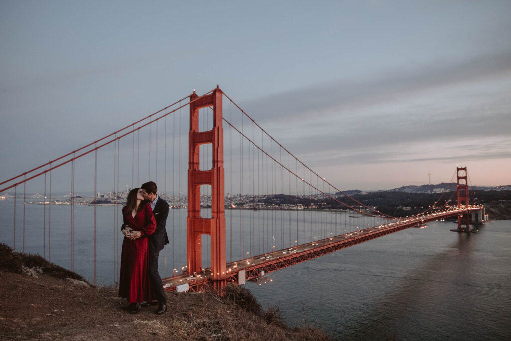 engagement photoshoot around the golden gate bridge in san francisco