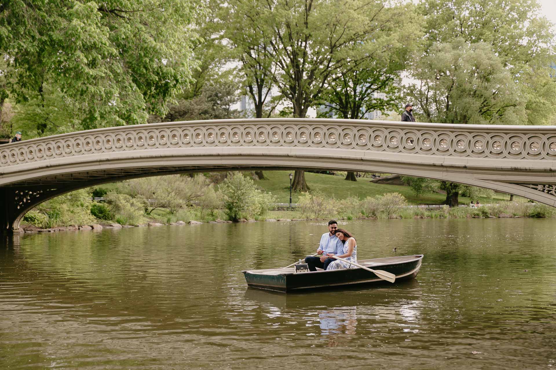 engagement photo session on a boat, central park