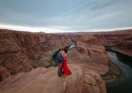 horseshoe bend engagement session