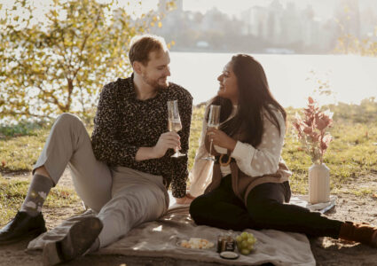 engagement picnic photography in central park in new york