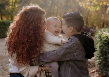 lovely family photo session in central park, nyc